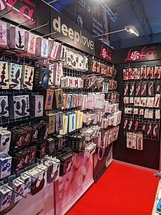 Meet with Lola Games at the upcoming Erofest 