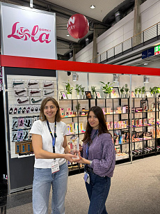 Lola Games Wins EAN Sustainability Award at EroFame 2023 in Hannover